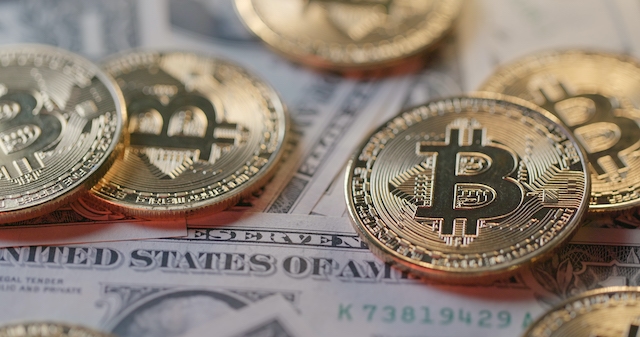 Rate of Bitcoin and US dollar